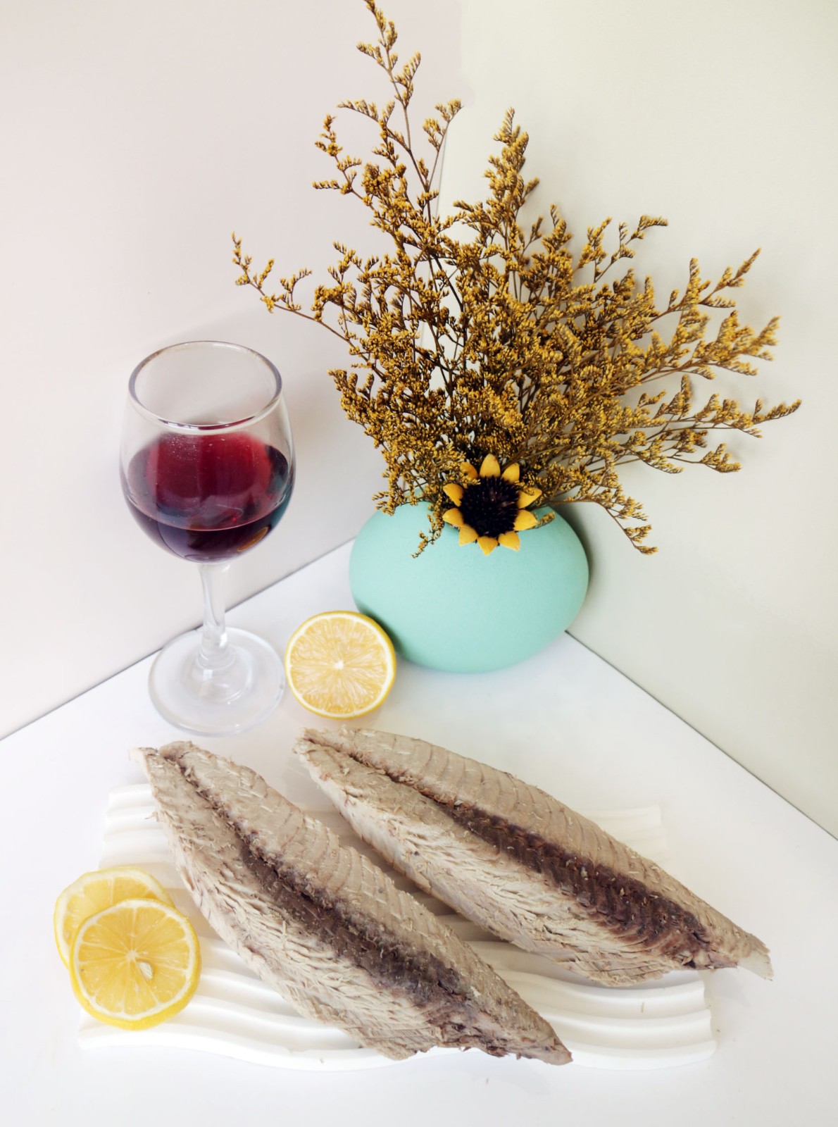 شرائح بونيتو مطبوخة مسبقاً مع اللحم الأحمر